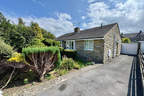 2 bedroom semi-detached bungalow for sale