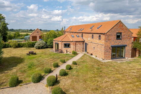North Cowton, Northallerton, DL7 0HN 4 bed barn conversion for sale