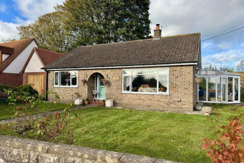 Applegarth, Station Road, Crakehall 2 bed detached bungalow for sale
