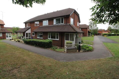 Ruskin Court, Newport Pagnell 2 bed apartment for sale