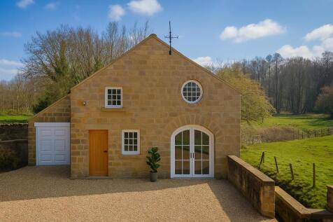 6 bedroom detached house for sale