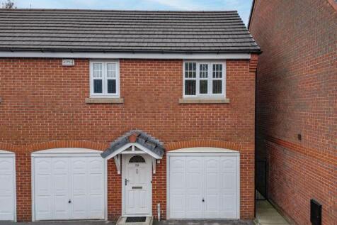 Coppy Bridge Drive, Firgrove Rochdale... 2 bed coach house for sale