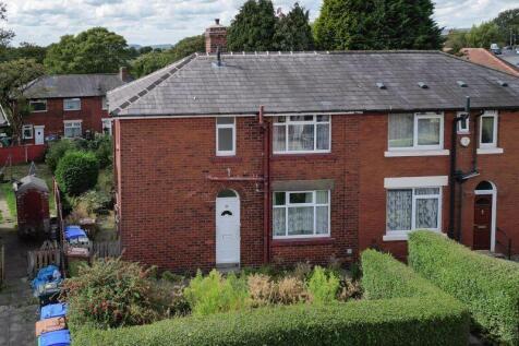 Wellington Street, Milnrow, OL16 3EB 3 bed semi