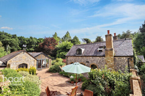Agester Lane, Denton 3 bed cottage for sale