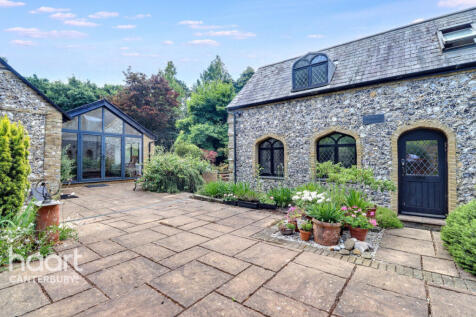 3 bedroom cottage for sale