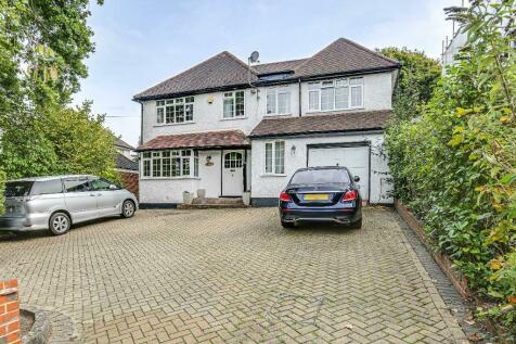 6 bedroom detached house for sale