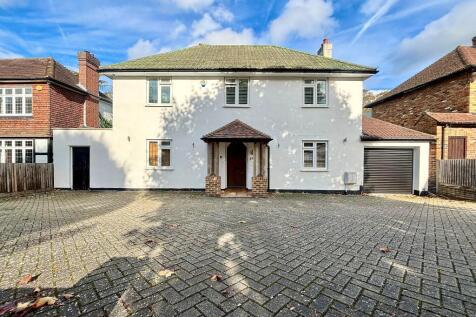 Manor Way, South Croydon, CR2 7BT 4 bed detached house for sale