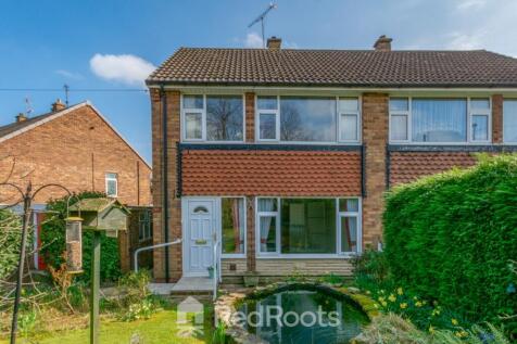3 bedroom semi-detached house for sale