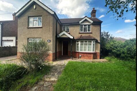Cambridge Road, Bedford MK42 4 bed detached house for sale