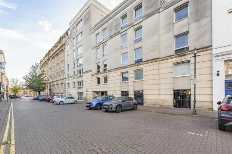 1 bedroom house for sale