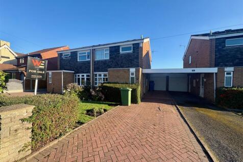Birches Road, Codsall, Wolverhampton 3 bed semi