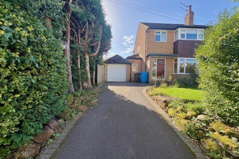 Moatbrook Lane, Codsall, Wolverhampton 3 bed semi