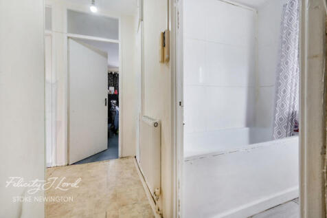 Sandbrook Road, London 1 bed flat for sale