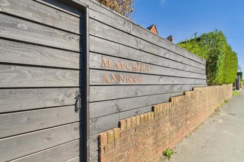 1 bedroom bungalow for sale