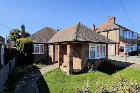 Douglas Road, Herne Bay, CT6 6AQ 3 bed detached bungalow for sale