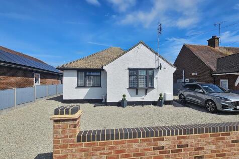 Willow Tree Close, Herne Bay, CT6 6PA 3 bed detached bungalow for sale