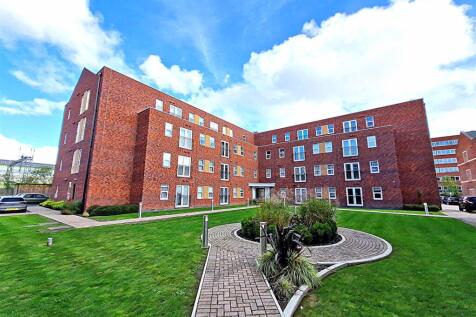 Woodside Park, Rugby CV21 Studio for sale