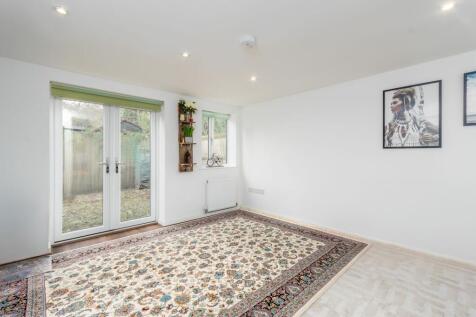 1 bedroom end of terrace house for sale