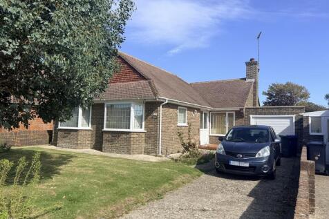 Cowdray Drive, Goring By Sea... 2 bed detached bungalow for sale