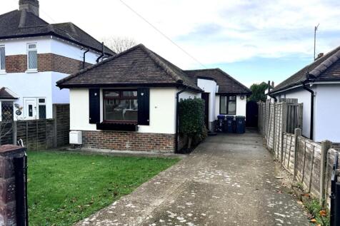 2 bedroom detached bungalow for sale