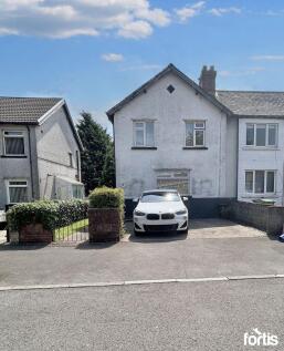 Cambria Road, Cardiff, CF5 3 bed end of terrace house for sale