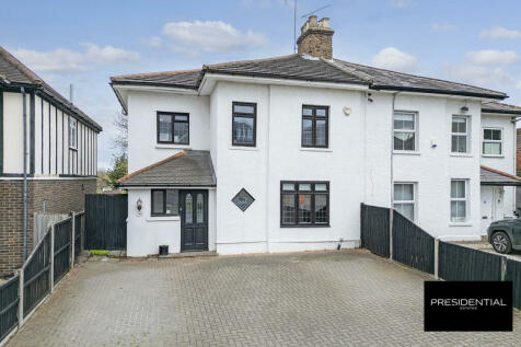 5 bedroom semi-detached house for sale