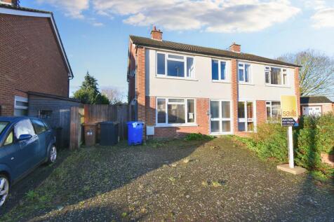 3 bedroom semi-detached house for sale