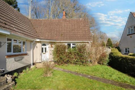 2 bedroom semi-detached bungalow for sale