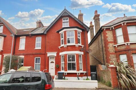 6 bedroom block of apartments for sale