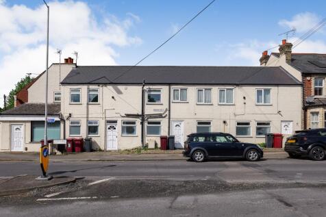6 bedroom block of apartments for sale