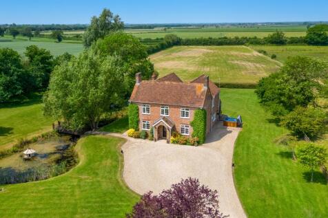 4 bedroom farm house for sale