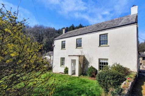 8 bedroom detached house for sale