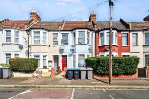 1 bedroom ground floor flat for sale