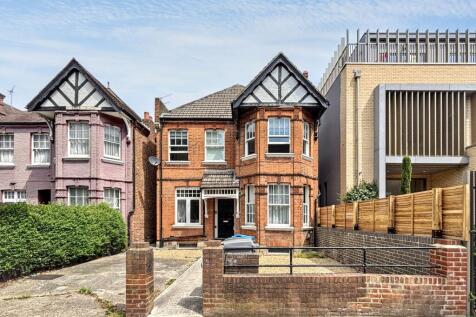 1 bedroom flat for sale