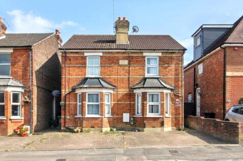 2 bedroom semi-detached house for sale