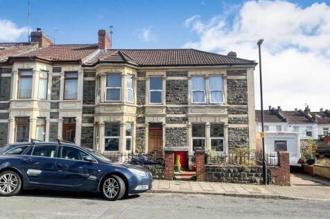 2 bedroom ground floor flat for sale