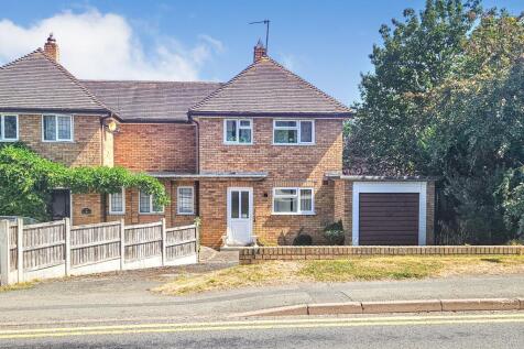 Semi-detached house for sale