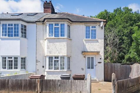 Semi-detached house for sale