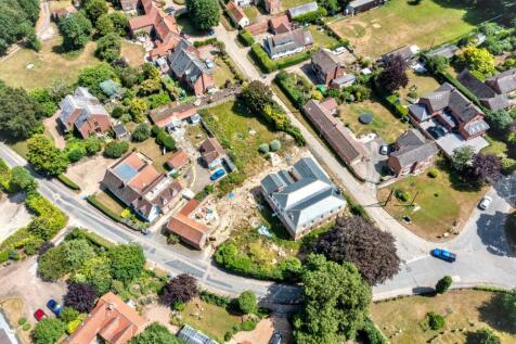 6 bedroom detached house for sale