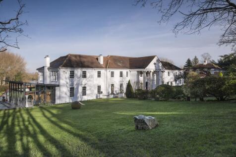 9 bedroom detached house for sale