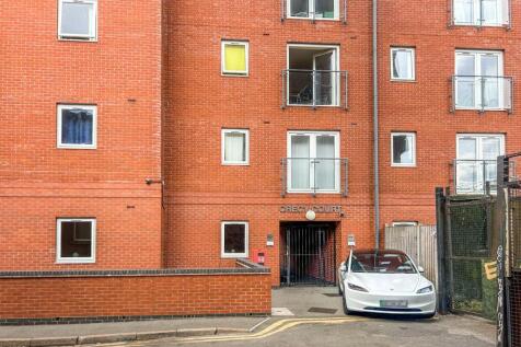 2 bedroom flat for sale