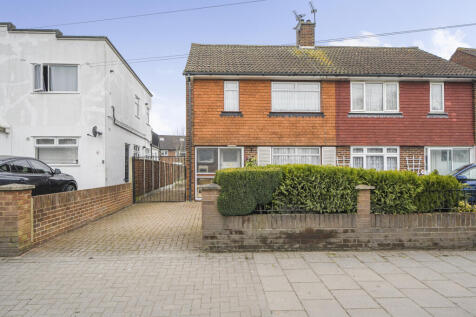 2 bedroom semi-detached house for sale
