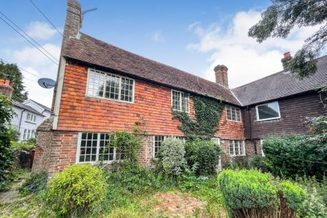 4 bedroom end of terrace house for sale