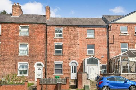 4 bedroom terraced house for sale