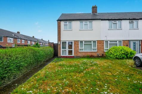 3 bedroom end of terrace house for sale
