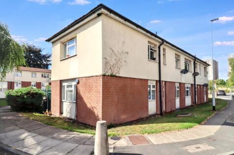 2 bedroom ground floor flat for sale