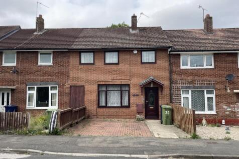 3 bedroom terraced house for sale