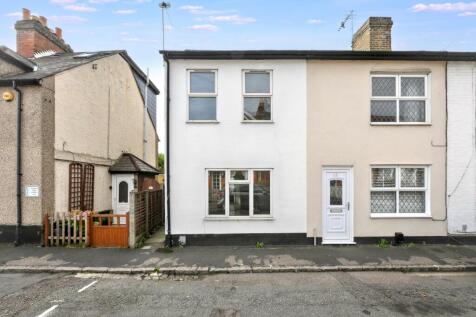 2 bedroom end of terrace house for sale