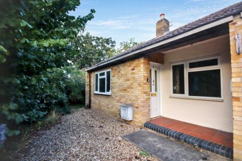 1 bedroom semi-detached bungalow for sale