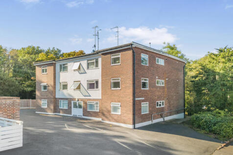 6 bedroom flat for sale